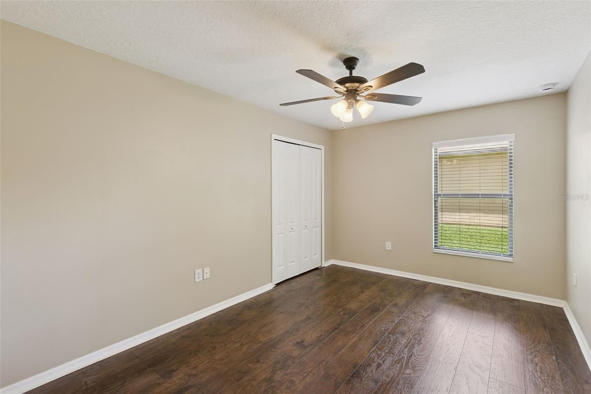 1106 NATURAL OAKS DRIVE — photo 19 of 36