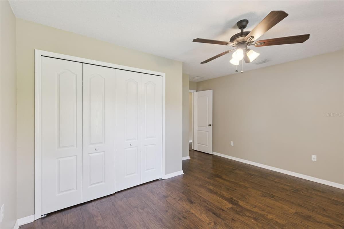 1106 NATURAL OAKS DRIVE — photo 20 of 36