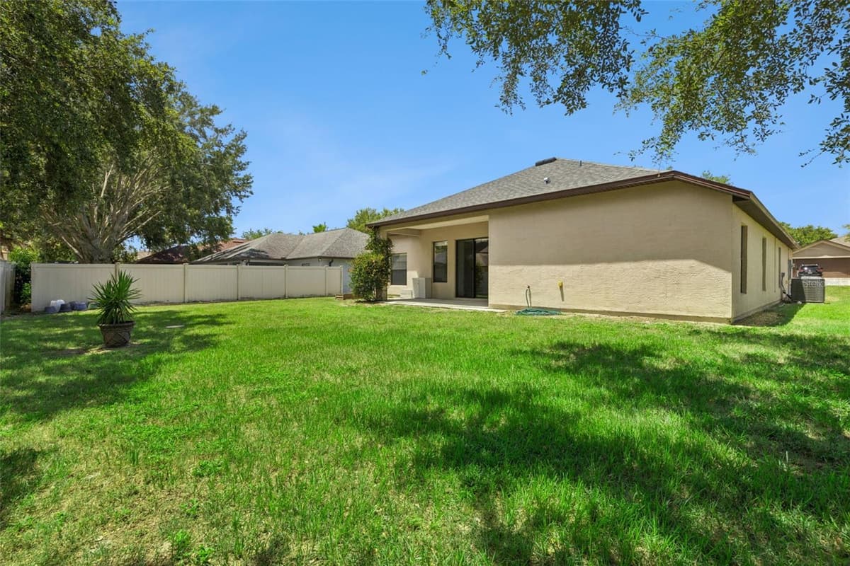 1106 NATURAL OAKS DRIVE — photo 27 of 36