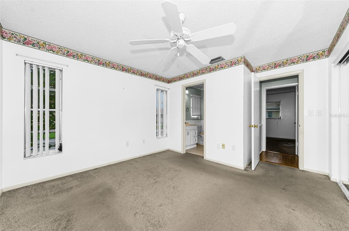 830 CAMBRIDGE COURT — photo 20 of 49
