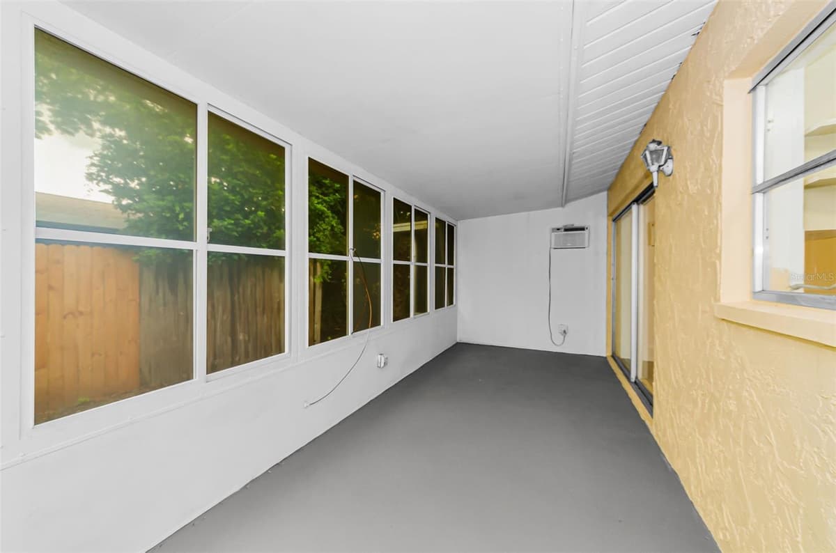 830 CAMBRIDGE COURT — photo 31 of 49