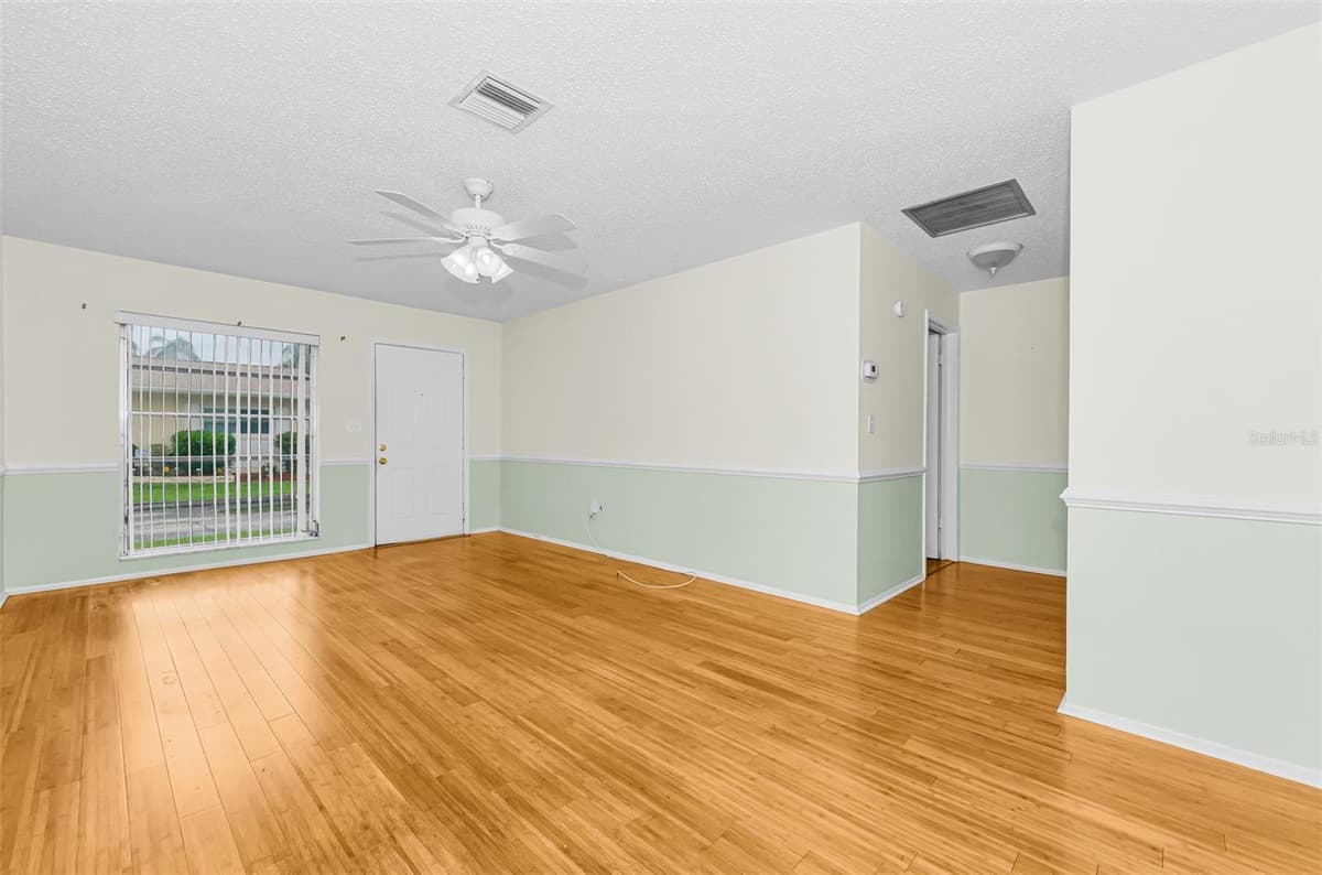 830 CAMBRIDGE COURT — photo 8 of 49