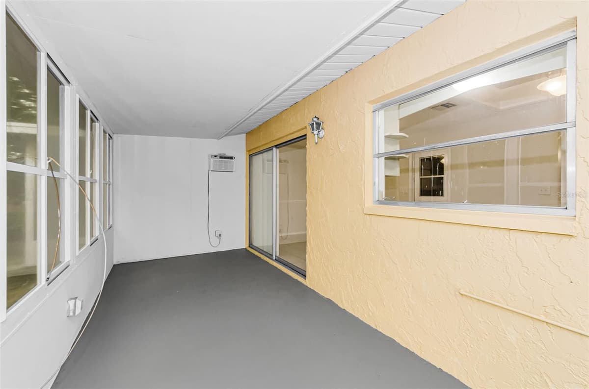 830 CAMBRIDGE COURT — photo 30 of 49