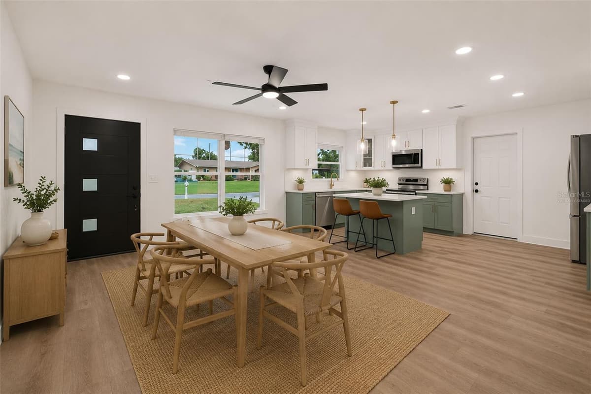599 WOODLAND DRIVE — photo 9 of 58
