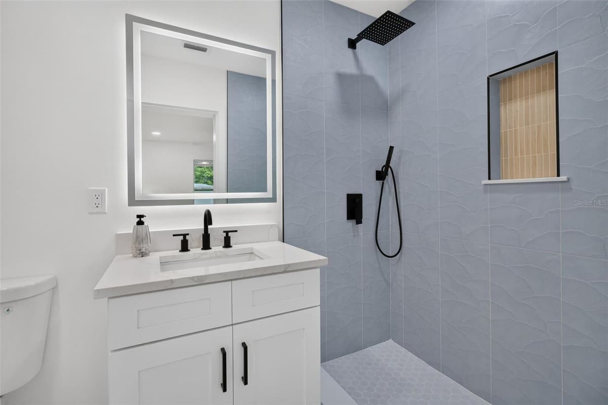 599 WOODLAND DRIVE — photo 36 of 58