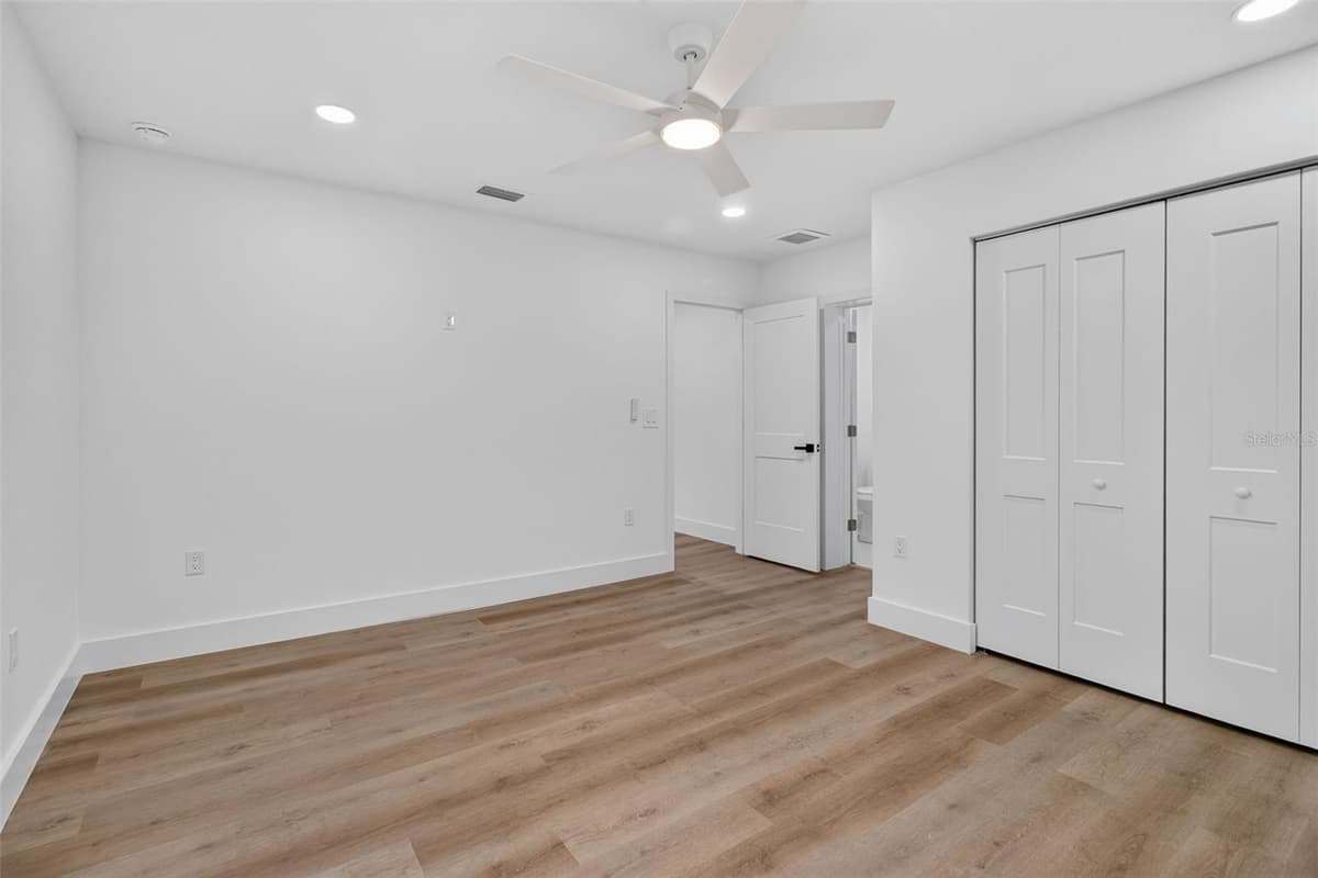 599 WOODLAND DRIVE — photo 35 of 58