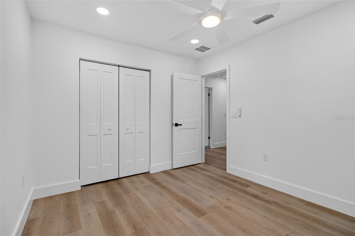 599 WOODLAND DRIVE — photo 39 of 58
