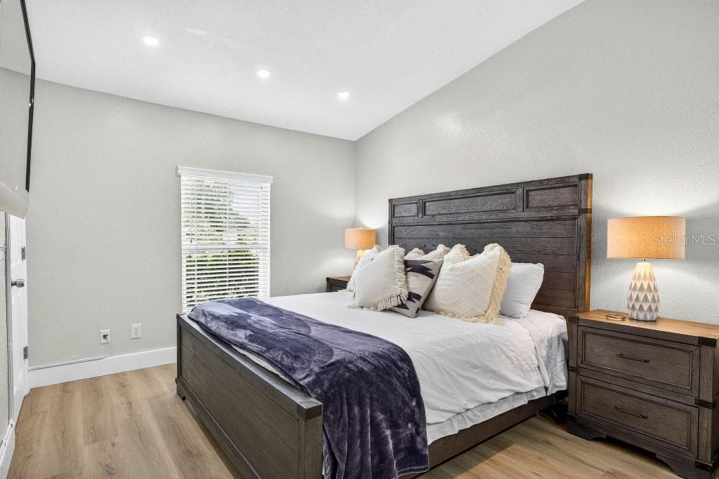 4601 CLARK AVENUE — photo 16 of 38