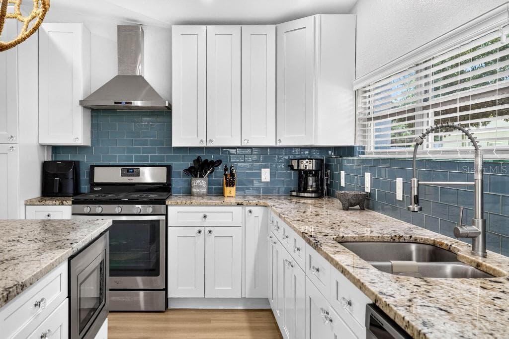 4601 CLARK AVENUE — photo 13 of 38