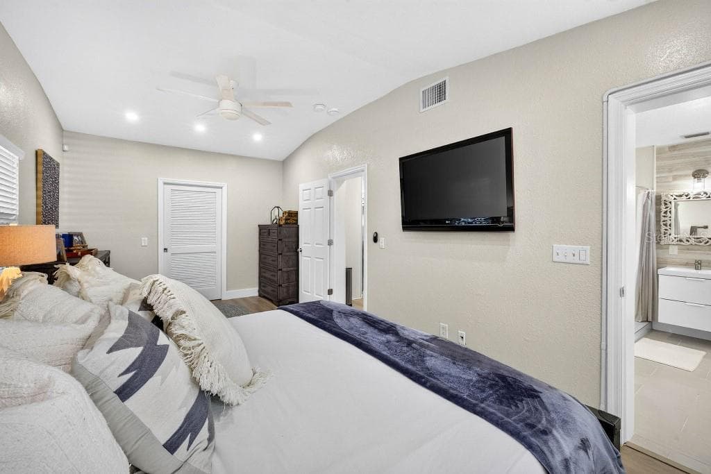 4601 CLARK AVENUE — photo 18 of 38