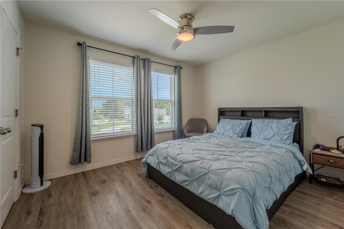 4024 BLAZEWATER COURT — photo 19 of 38