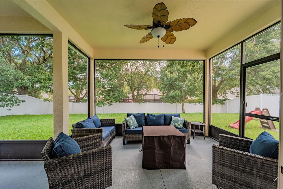 4024 BLAZEWATER COURT — photo 33 of 38