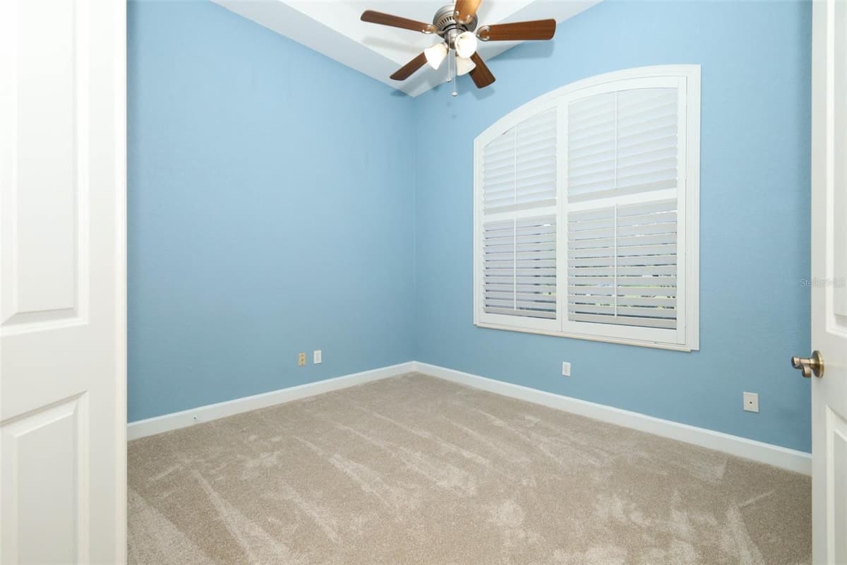 11712 RAMBLING OAK BOULEVARD — photo 13 of 84