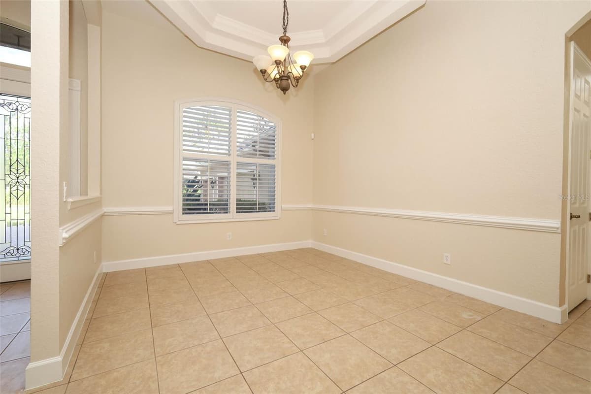 11712 RAMBLING OAK BOULEVARD — photo 9 of 84
