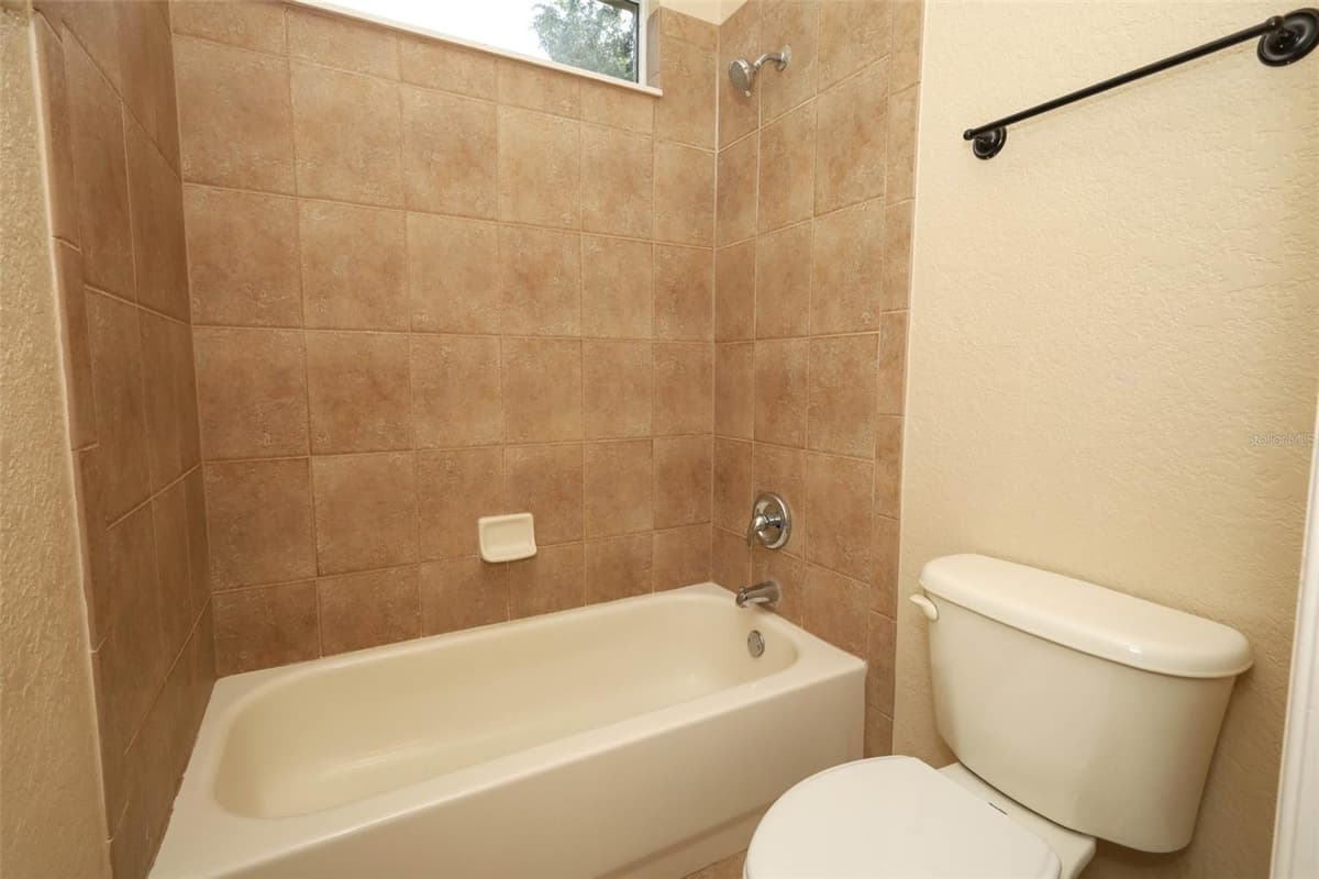 11712 RAMBLING OAK BOULEVARD — photo 41 of 84