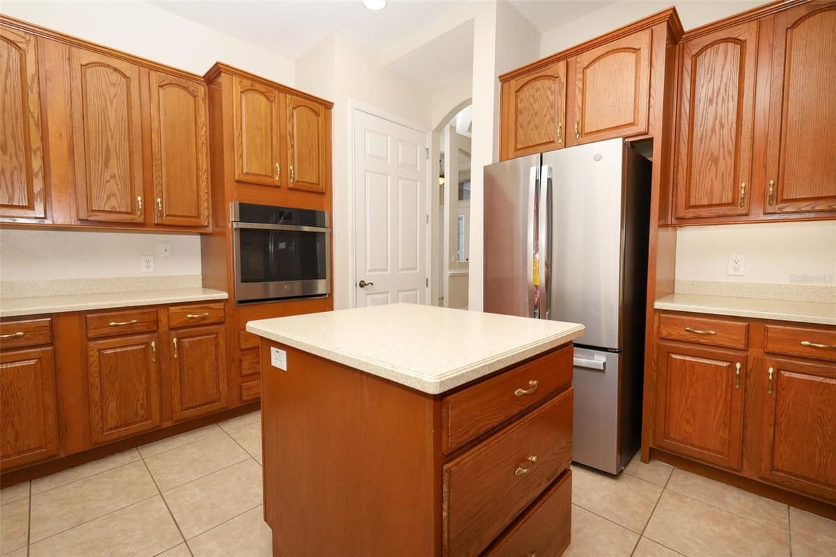 11712 RAMBLING OAK BOULEVARD — photo 33 of 84