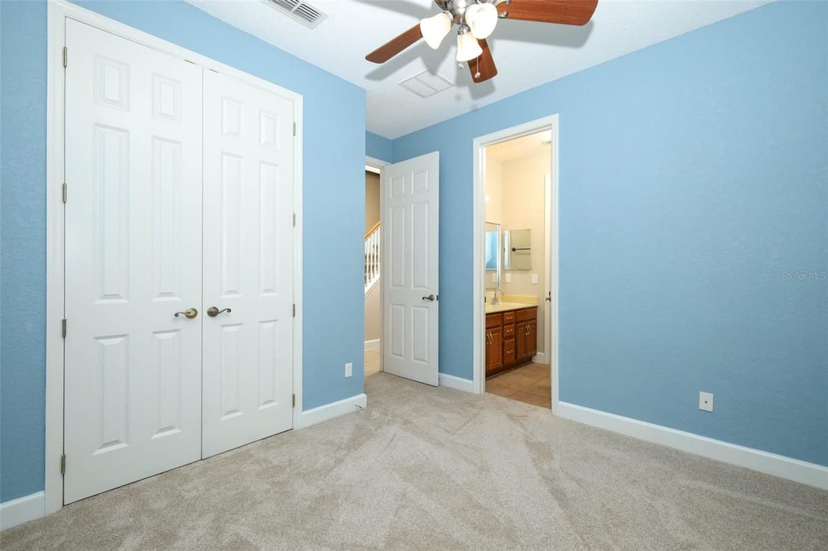 11712 RAMBLING OAK BOULEVARD — photo 43 of 84
