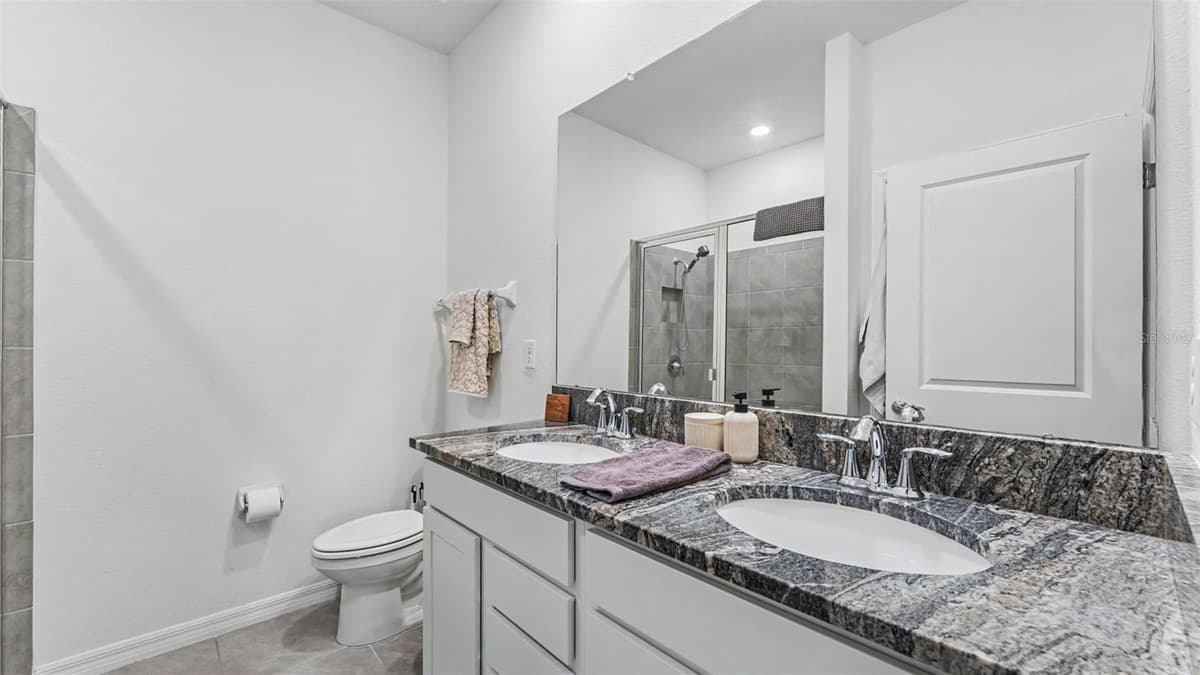 3817 STORMY THISTLE PLACE — photo 16 of 39
