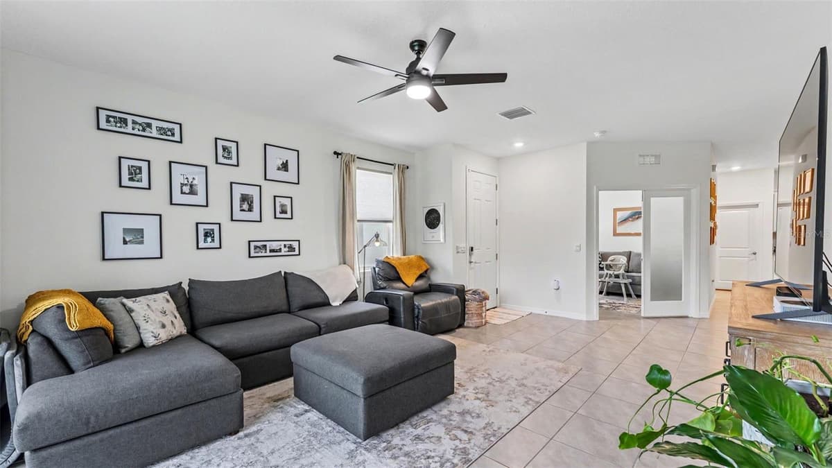 3817 STORMY THISTLE PLACE — photo 12 of 39