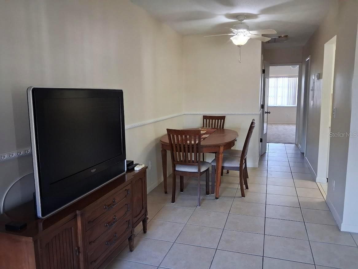4744 AZALEA DRIVE — photo 4 of 26