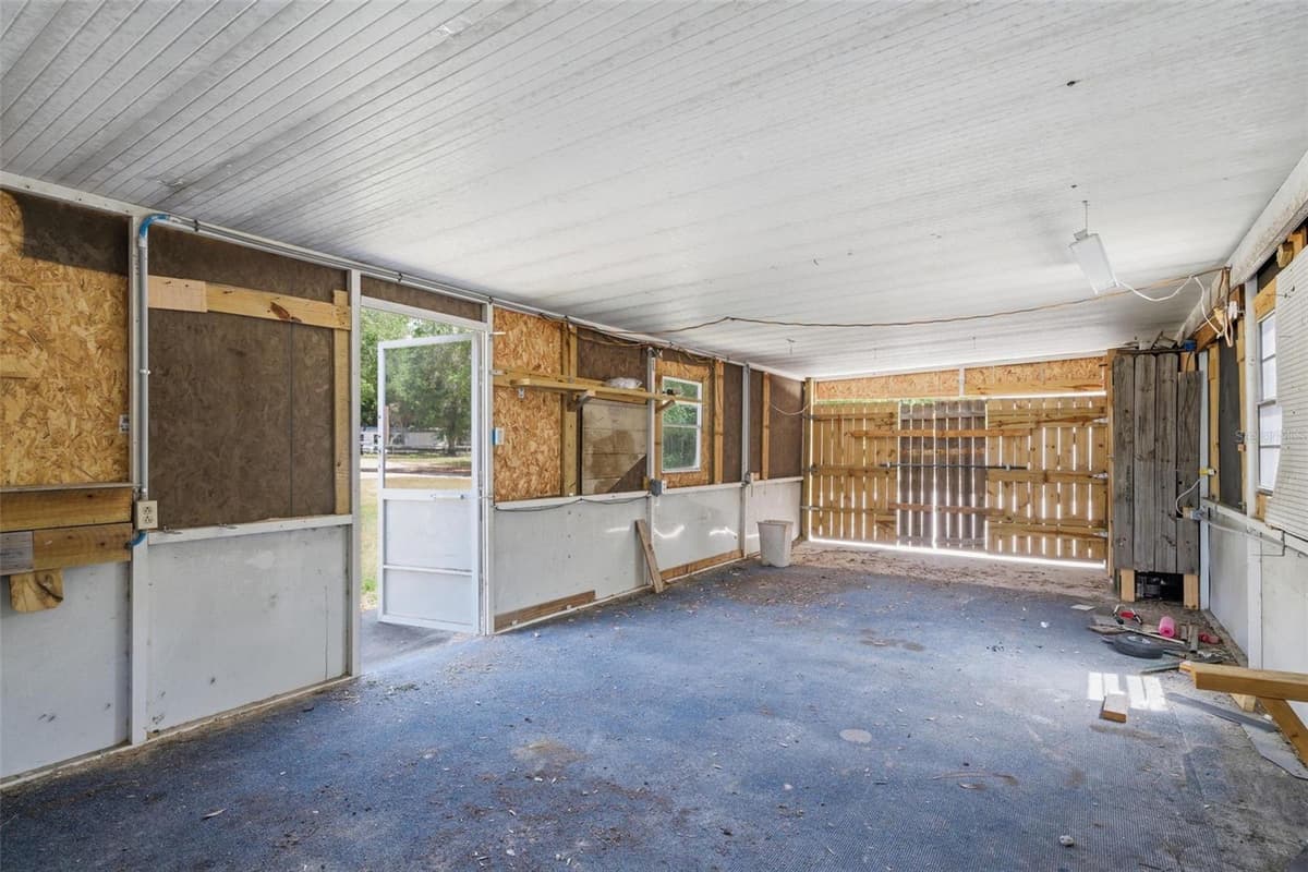 2295 STONEBROOK DRIVE — photo 40 of 63
