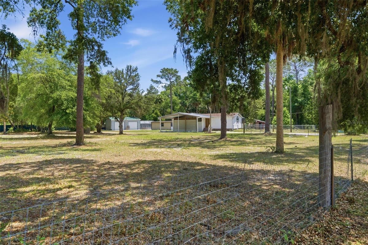 2295 STONEBROOK DRIVE — photo 44 of 63