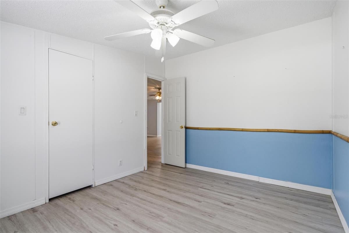 2295 STONEBROOK DRIVE — photo 30 of 63