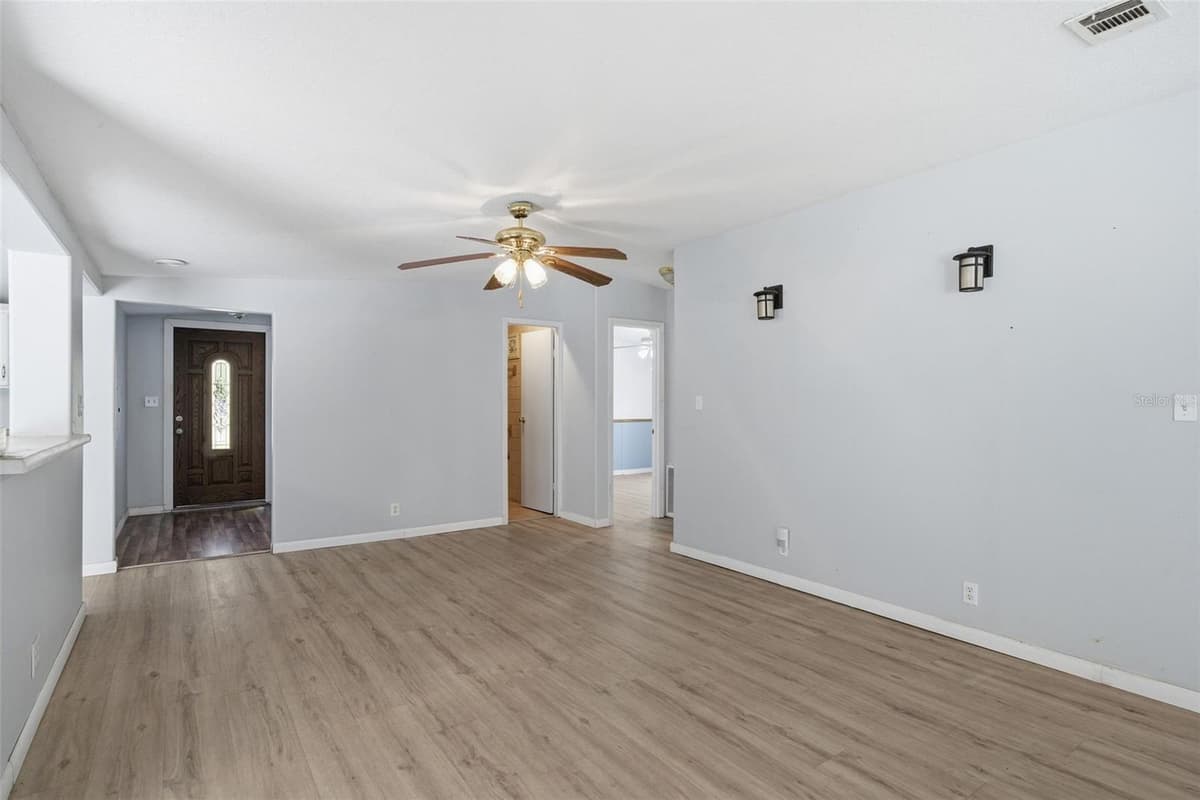 2295 STONEBROOK DRIVE — photo 7 of 63