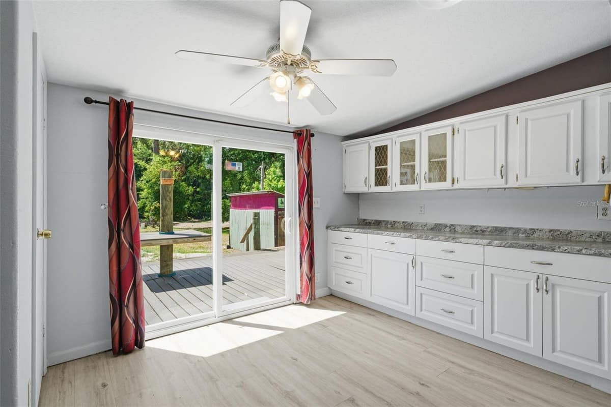 2295 STONEBROOK DRIVE — photo 14 of 63