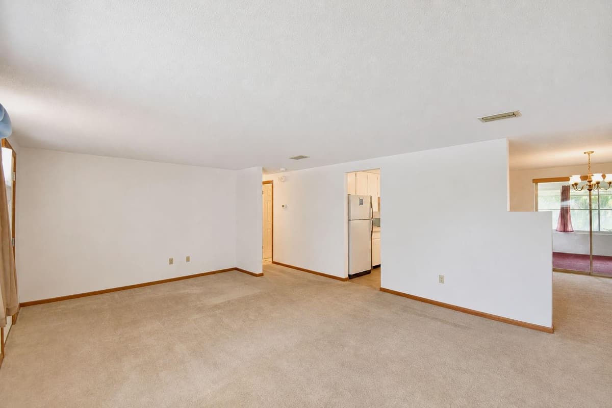 2521 MCCRANIE PLACE — photo 6 of 49