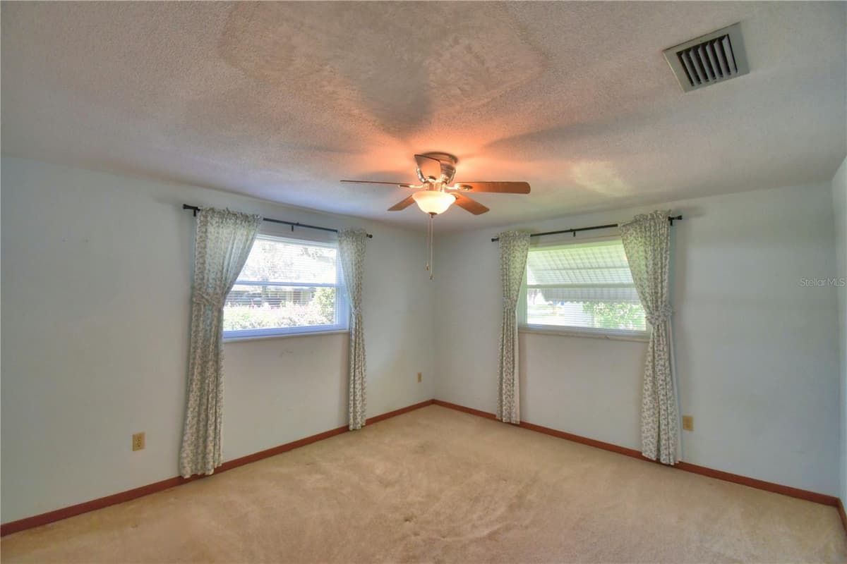 2521 MCCRANIE PLACE — photo 26 of 49