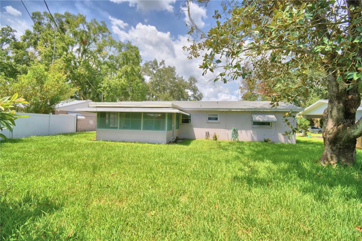 2521 MCCRANIE PLACE — photo 45 of 49