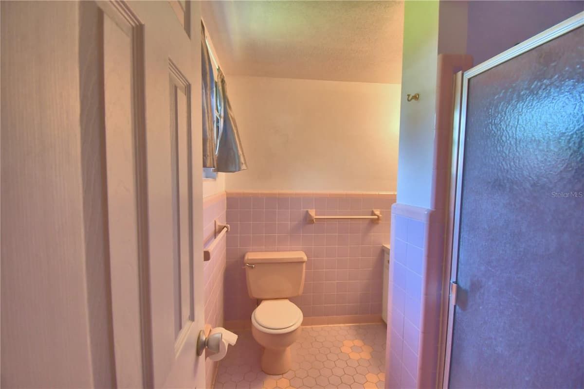 2521 MCCRANIE PLACE — photo 23 of 49