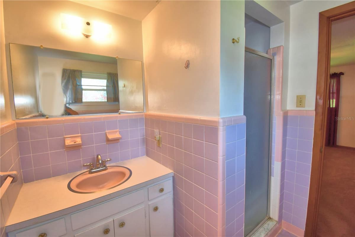 2521 MCCRANIE PLACE — photo 25 of 49
