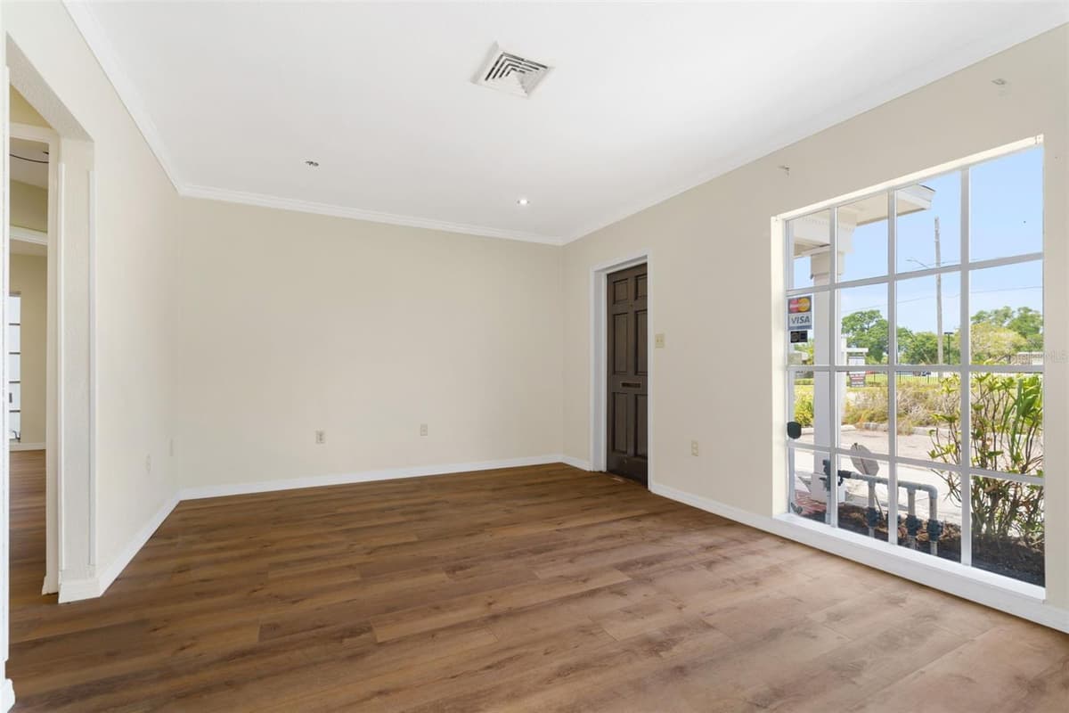 1455 COURT STREET — photo 6 of 28