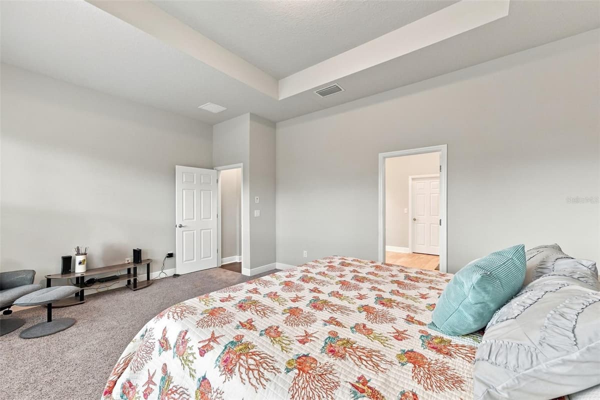 5335 SILVER SUN DRIVE — photo 25 of 58
