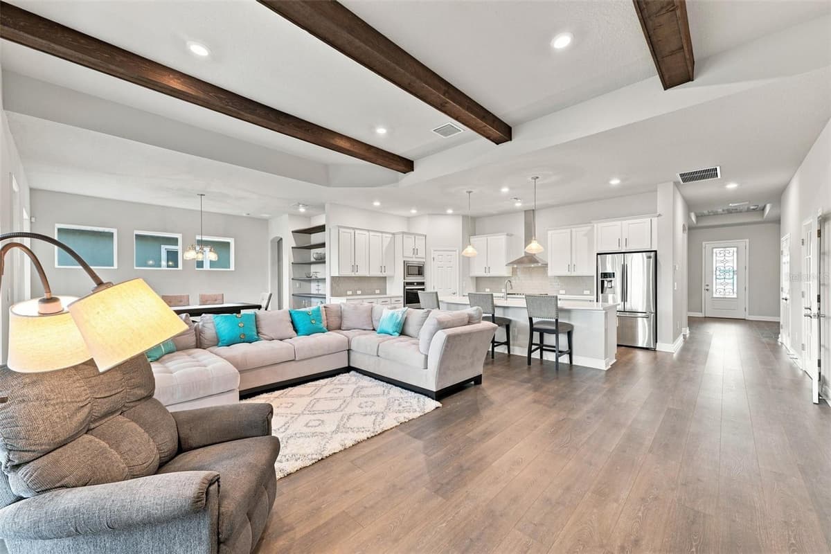 5335 SILVER SUN DRIVE — photo 6 of 58
