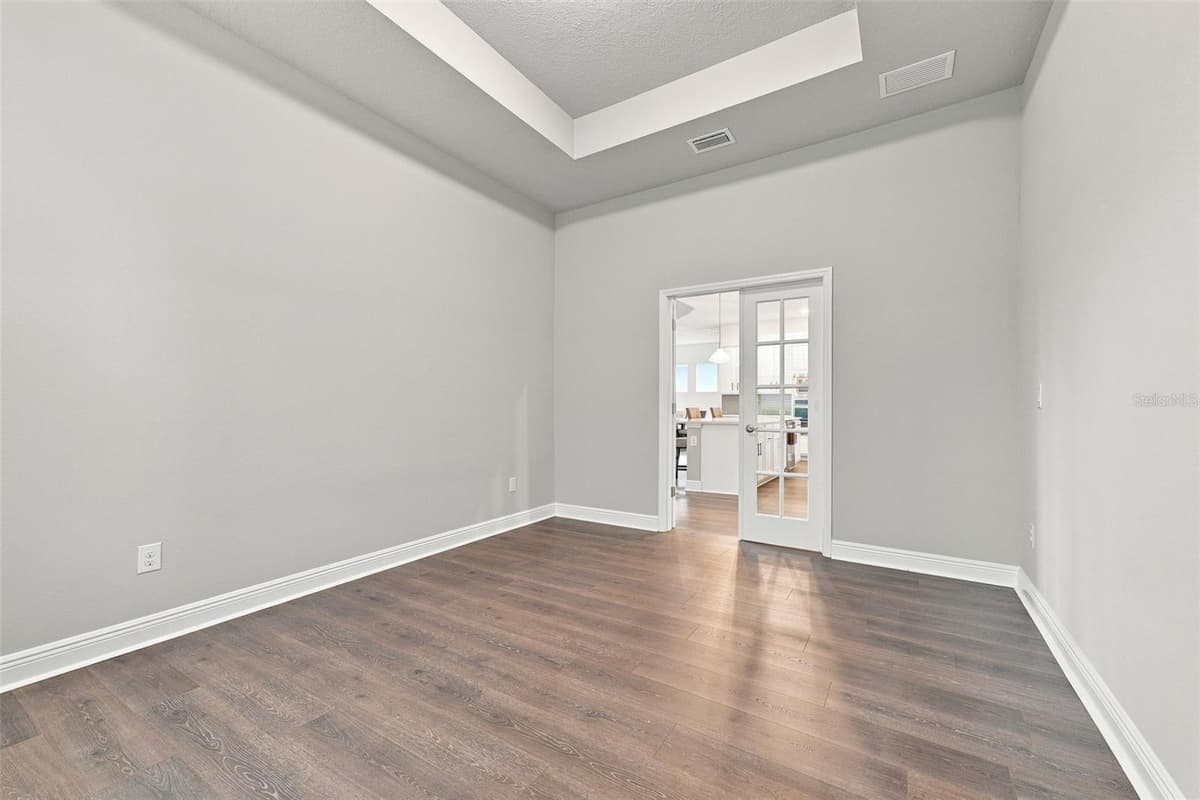 5335 SILVER SUN DRIVE — photo 35 of 58