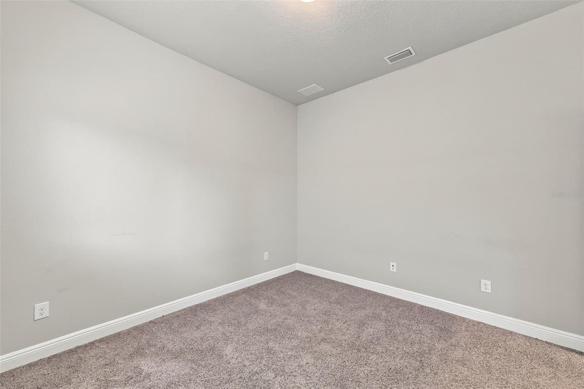 5335 SILVER SUN DRIVE — photo 33 of 58
