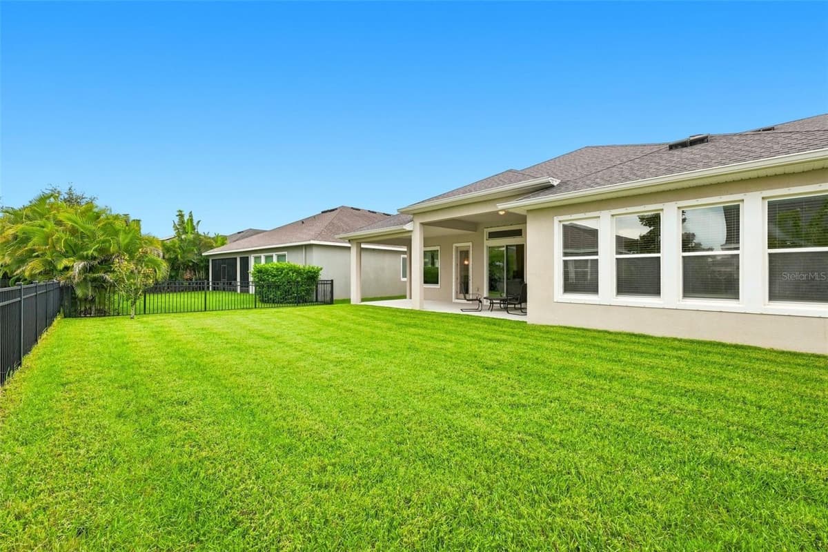 5335 SILVER SUN DRIVE — photo 47 of 58