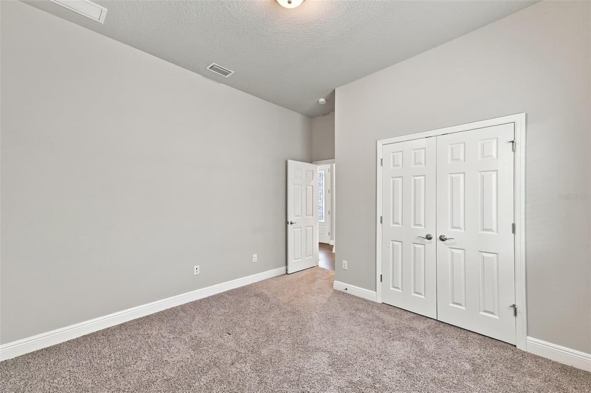 5335 SILVER SUN DRIVE — photo 34 of 58