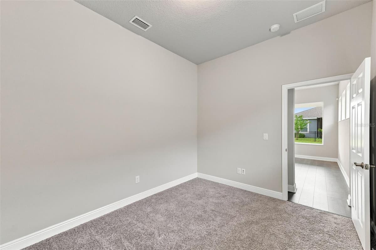 5335 SILVER SUN DRIVE — photo 39 of 58