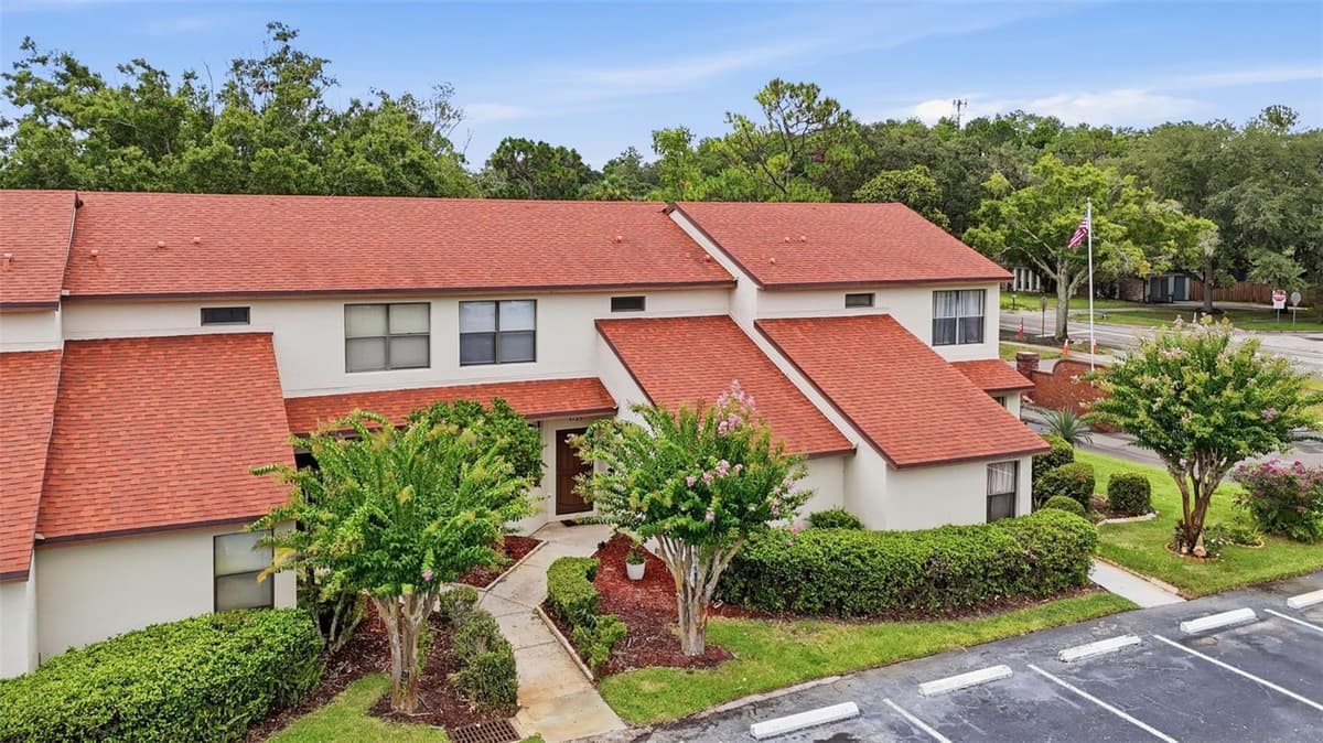4125 LAKE ORLANDO PARKWAY — photo 38 of 39