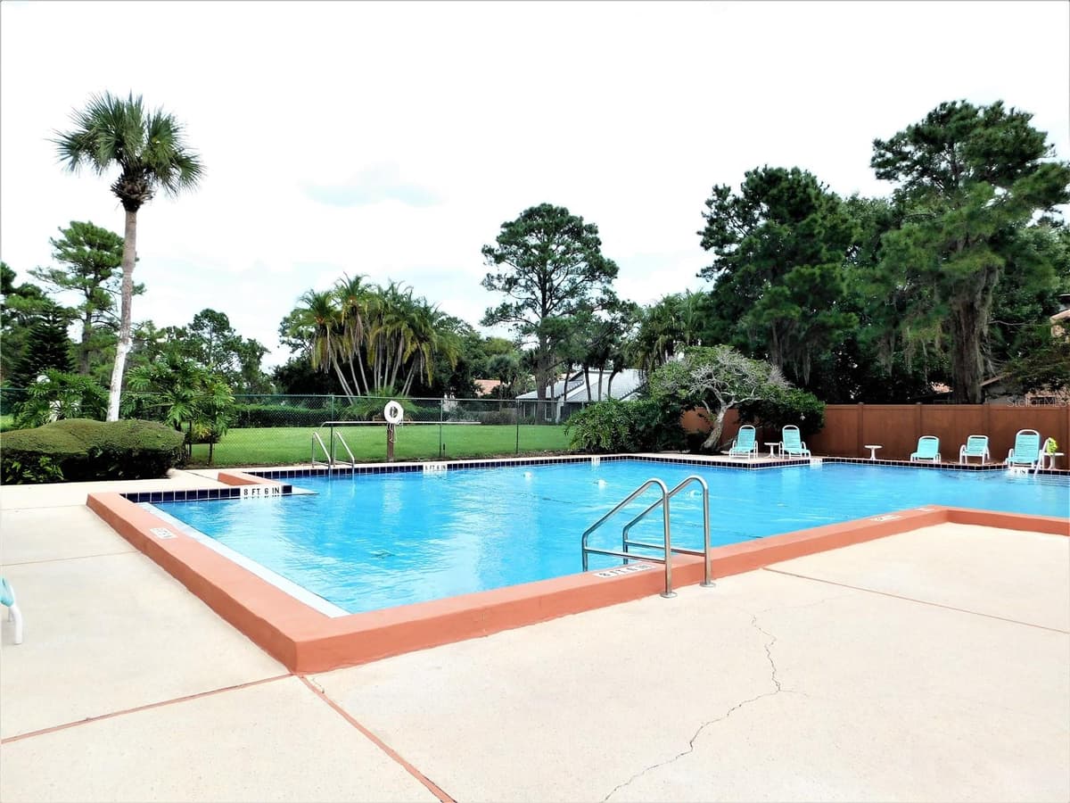 4125 LAKE ORLANDO PARKWAY — photo 33 of 39