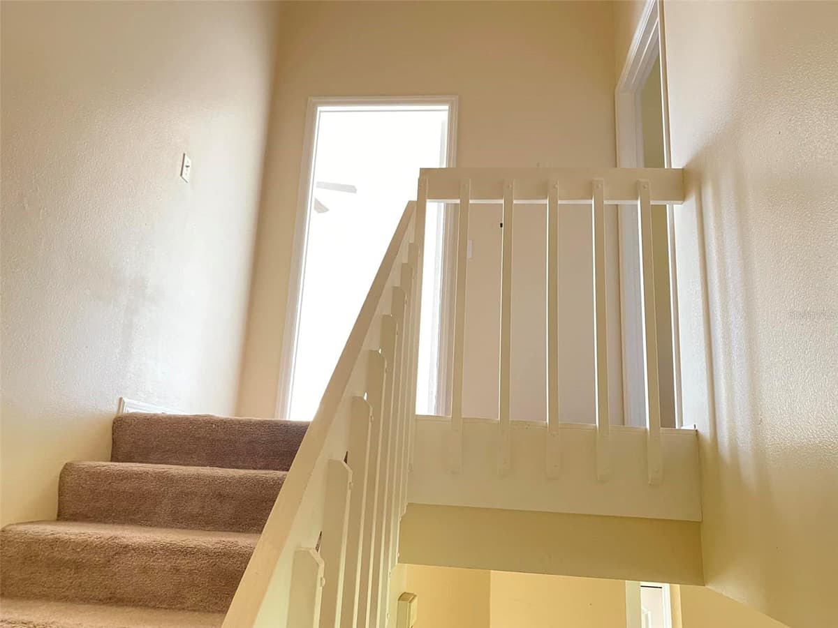 4125 LAKE ORLANDO PARKWAY — photo 20 of 39