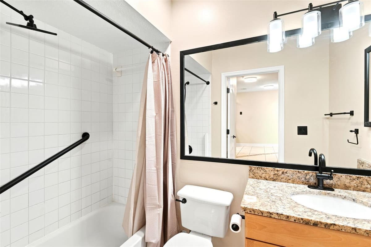 4125 LAKE ORLANDO PARKWAY — photo 15 of 39