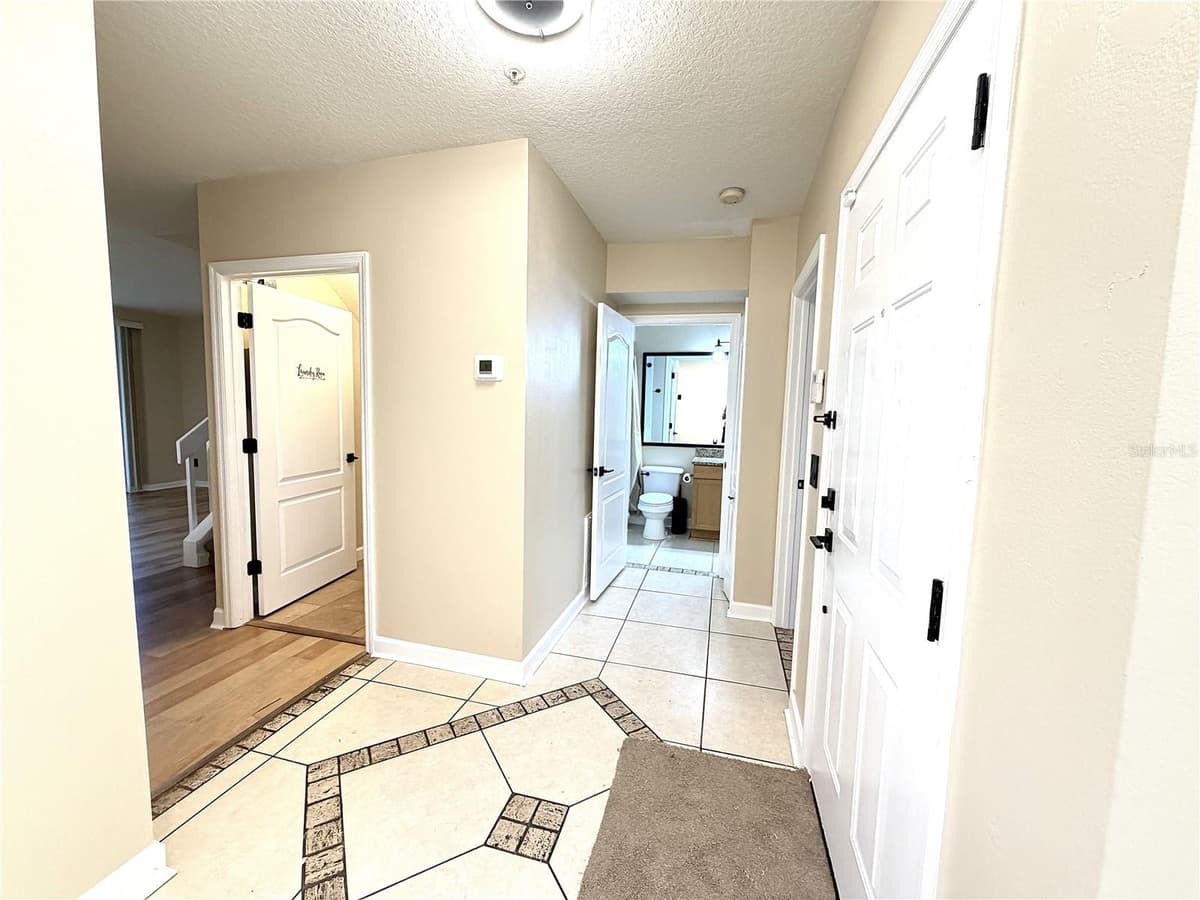 4125 LAKE ORLANDO PARKWAY — photo 3 of 39