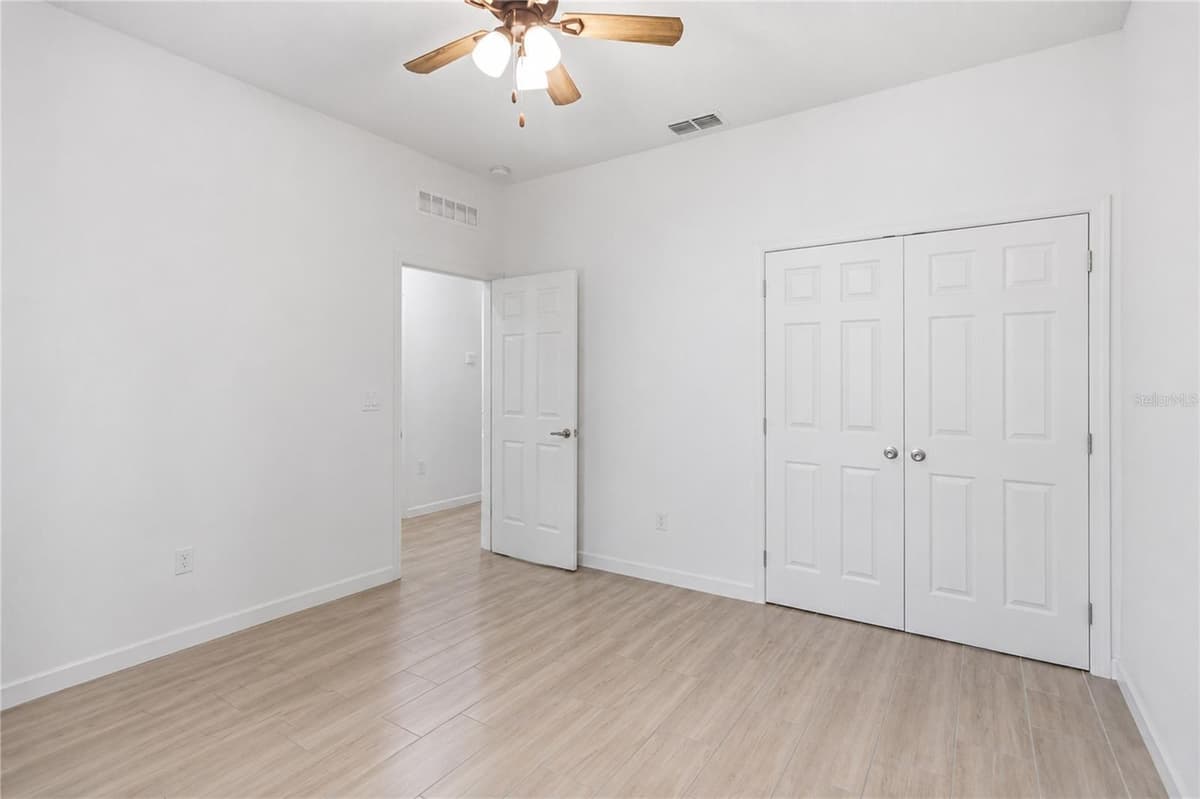 426 HUDSON STREET — photo 16 of 29