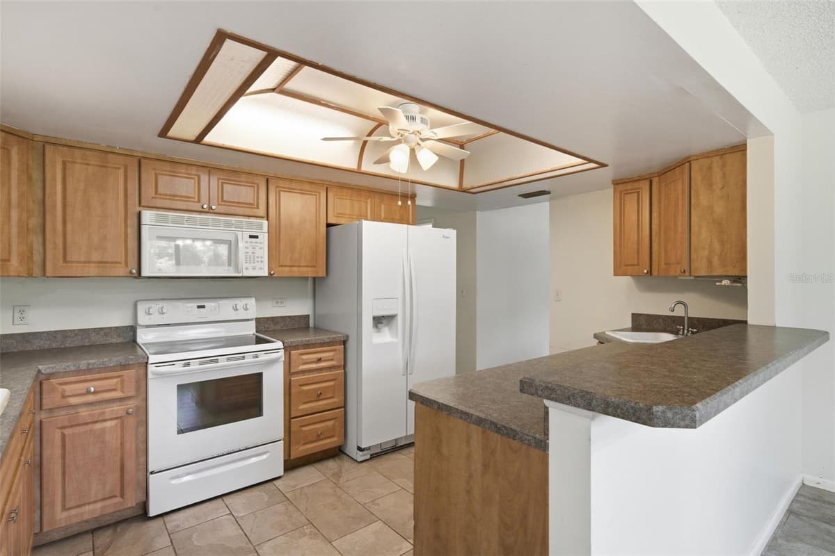 385 CORNISH POINT — photo 15 of 69