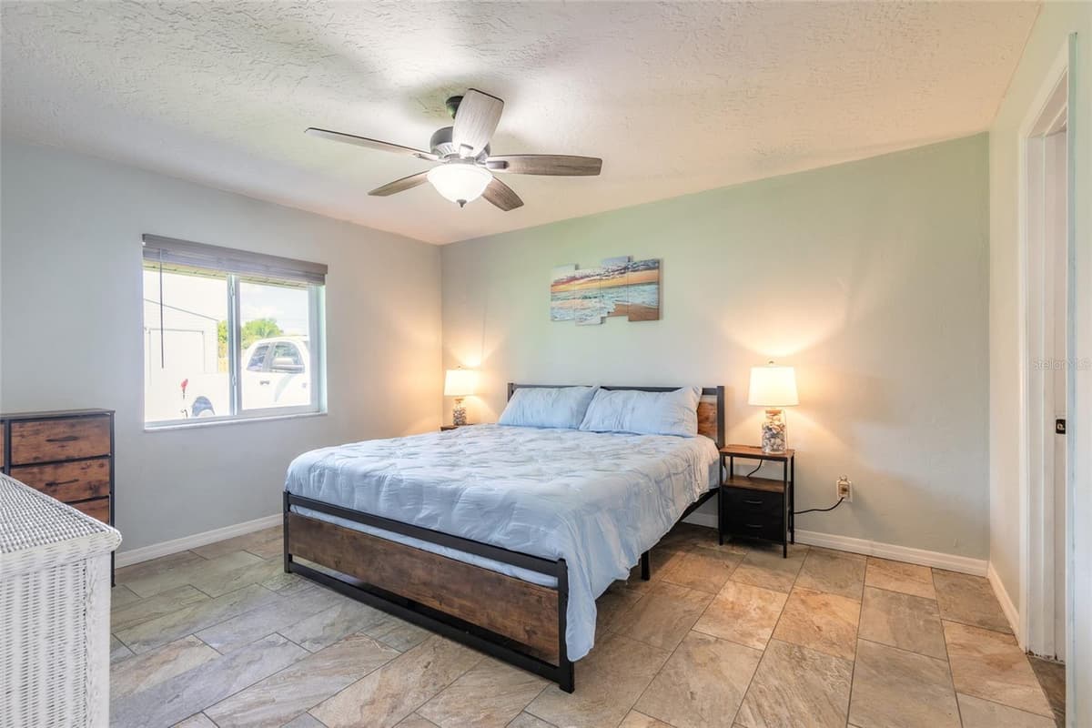 3213 VISTA PALM DRIVE — photo 9 of 34